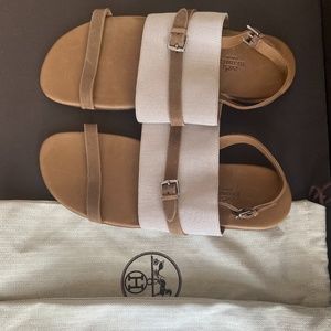 Hermes man strap sandals with 2 dust bags - vintage - new, never worn